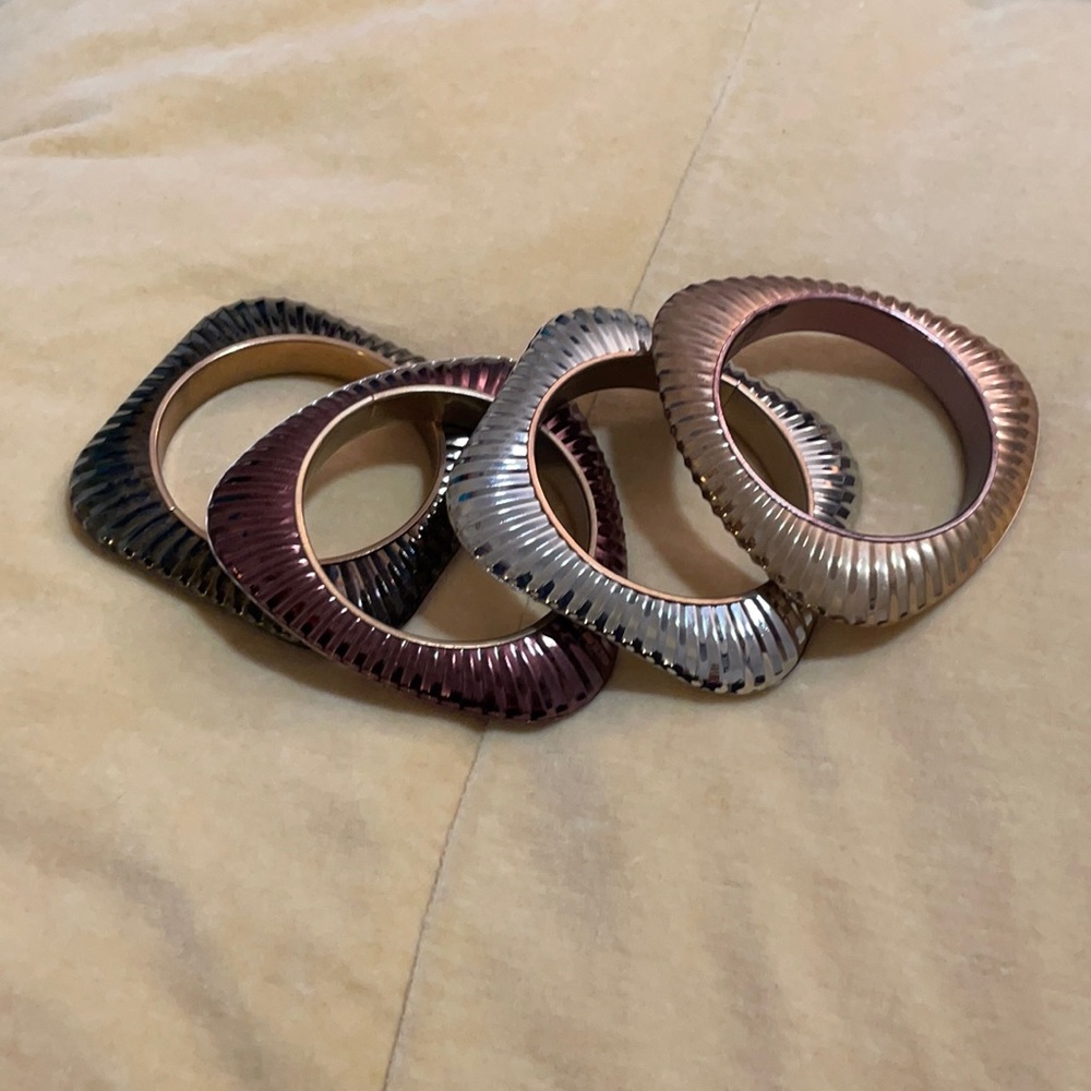 Bebe vintage brass and copper bangle set